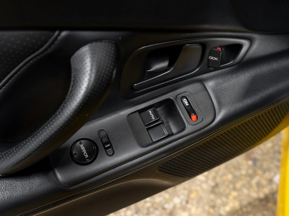2001 Honda AP1 S2000 - Image 27 of 31