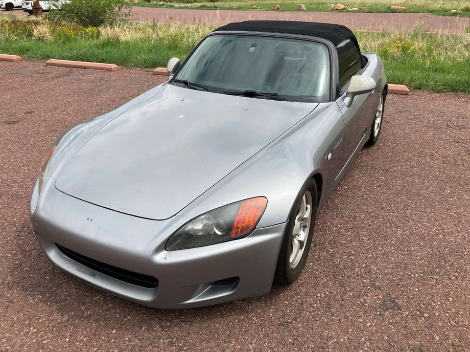 2001 Honda AP1 S2000 - Image 2 of 16