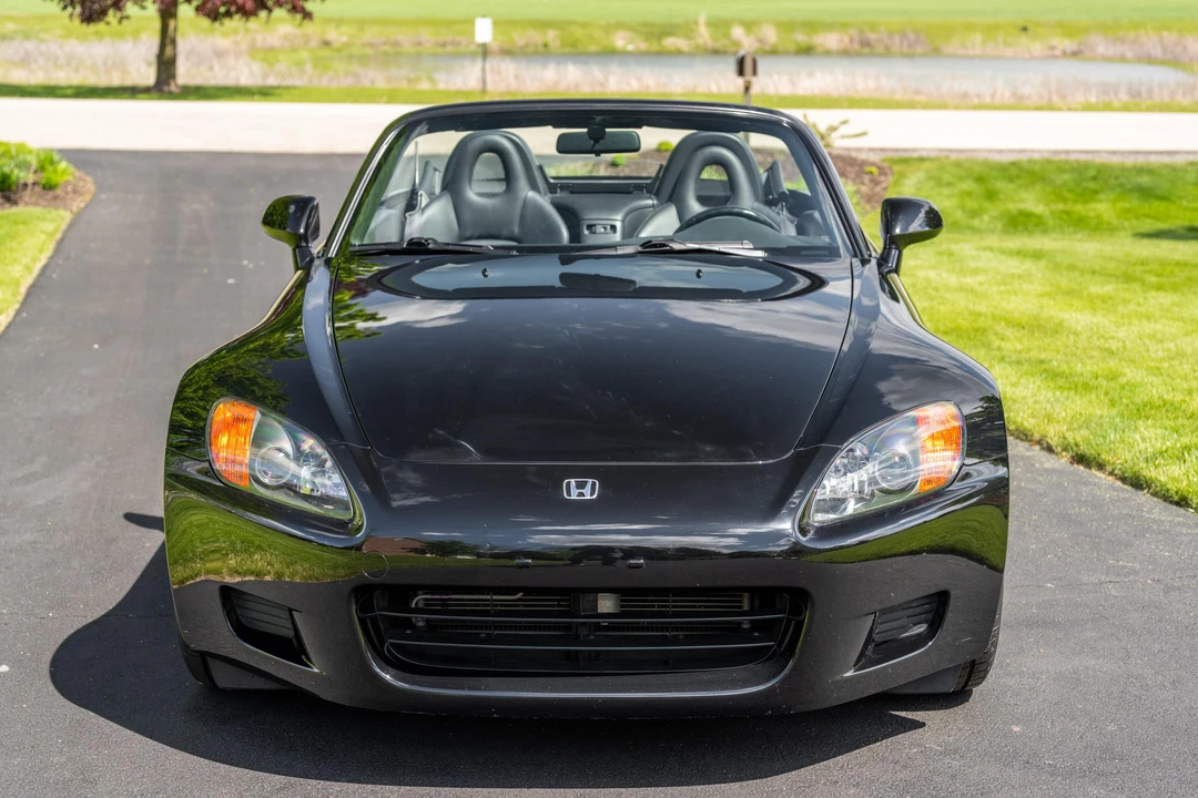 2001 Honda AP1 S2000 - Image 2 of 31