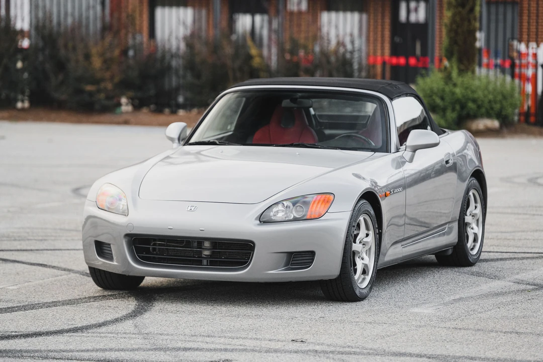 2001 Honda AP1 S2000 - Image 2 of 31
