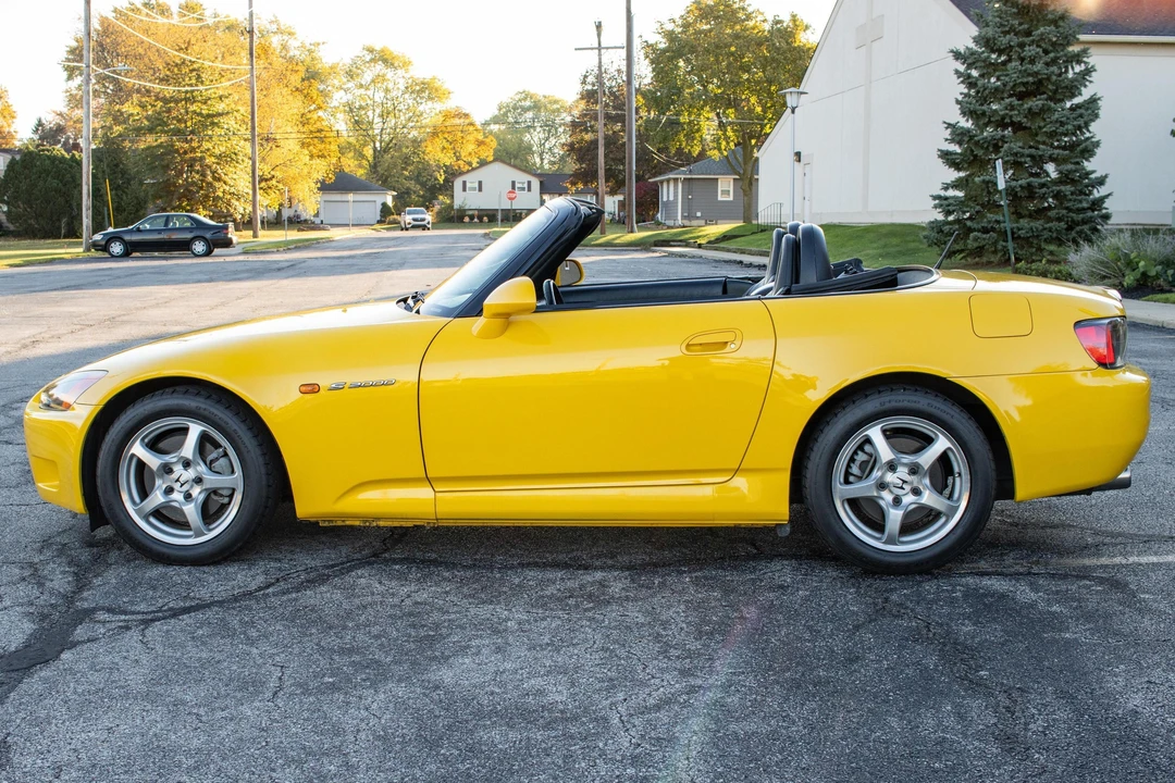 2001 Honda AP1 S2000 - Image 3 of 31