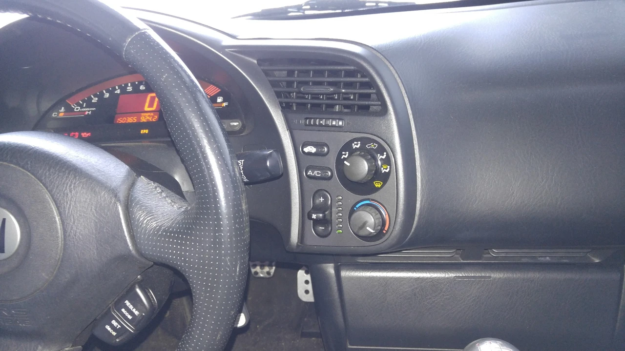 2001 Honda AP1 S2000 - Image 26 of 31