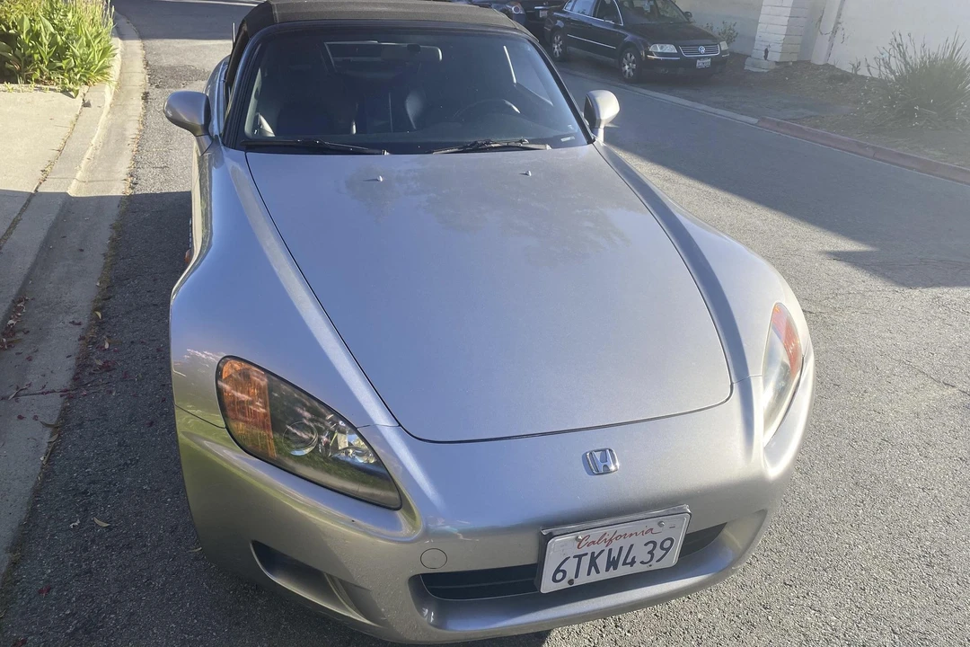 2001 Honda AP1 S2000 - Image 2 of 31