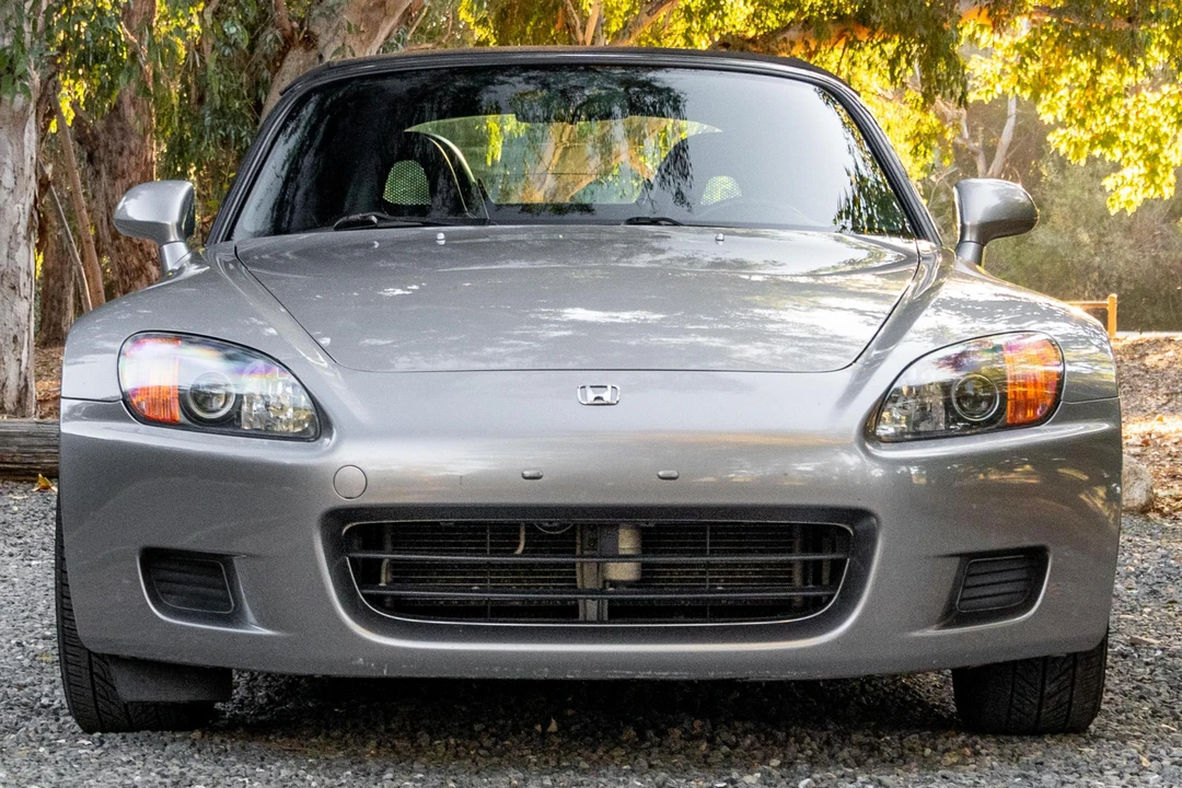 2001 Honda AP1 S2000 - Image 2 of 31