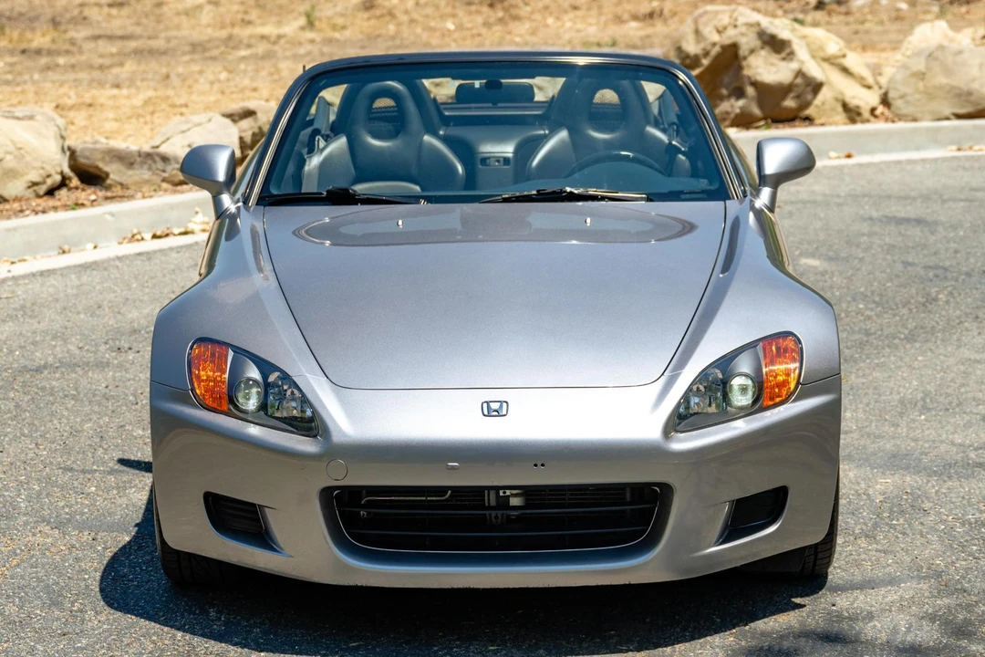 2001 Honda AP1 S2000 - Image 2 of 31