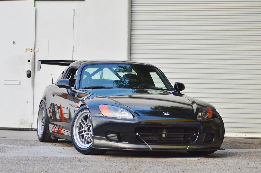 2001 Honda AP1 S2000 - Image 2 of 28