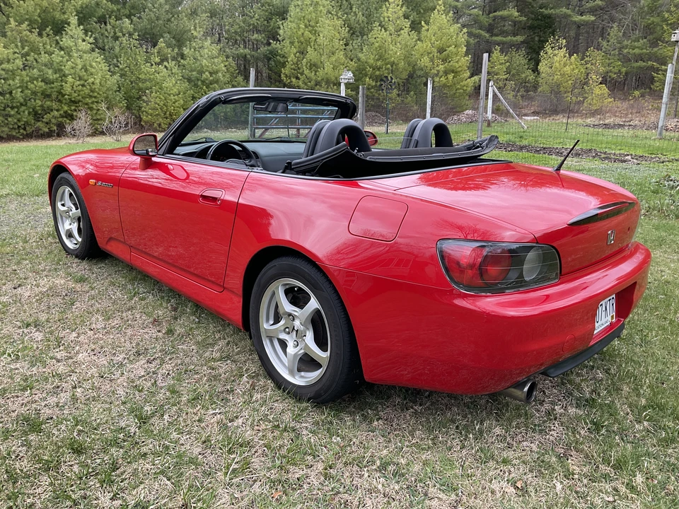 2001 Honda AP1 S2000 - Image 2 of 31