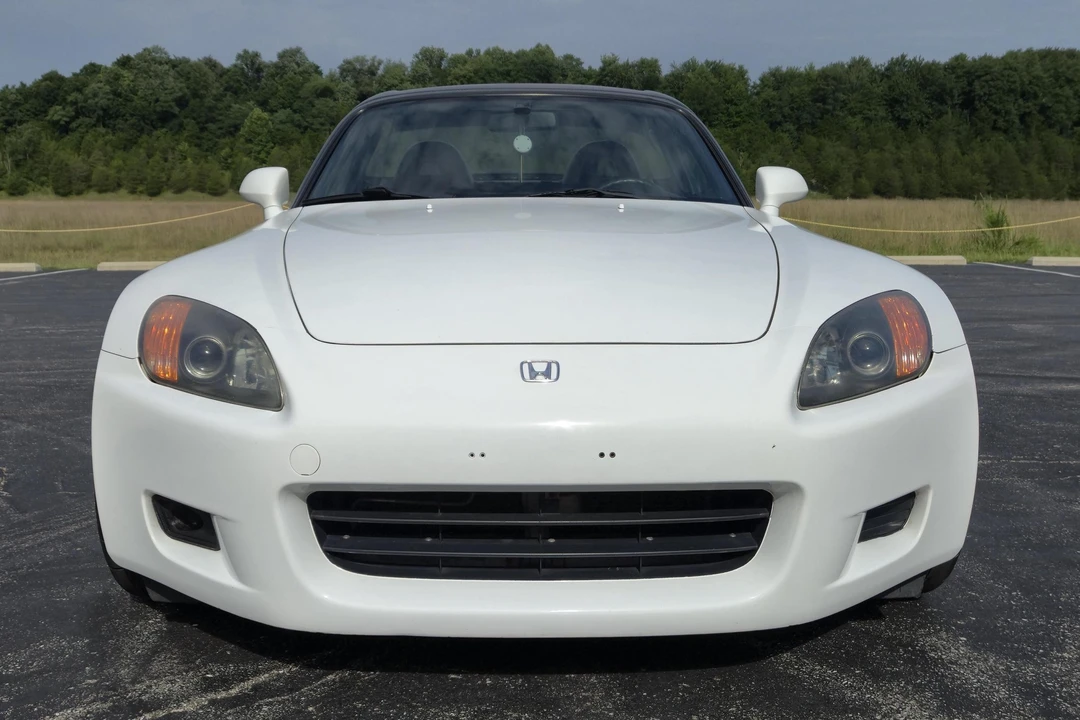2001 Honda AP1 S2000 - Image 2 of 31