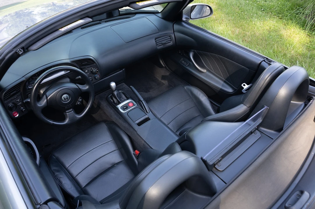2001 Honda AP1 S2000 - Image 19 of 31