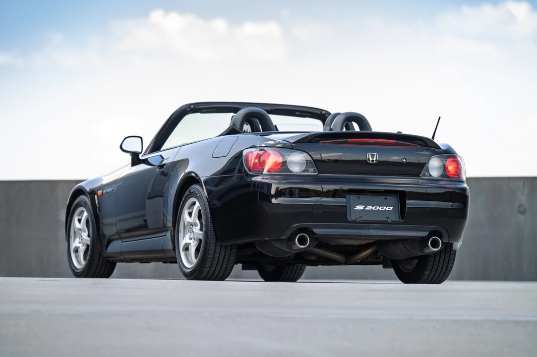 2001 Honda AP1 S2000 - Image 15 of 31