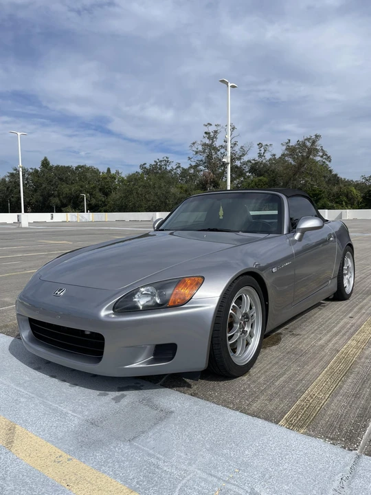 2001 Honda AP1 S2000 - Image 2 of 31