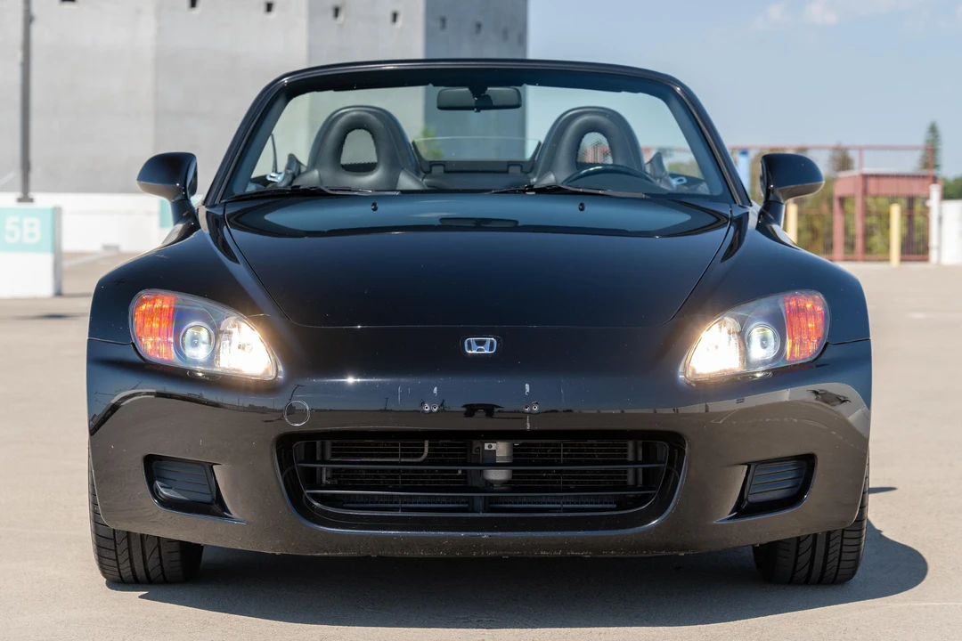2001 Honda AP1 S2000 - Image 2 of 31
