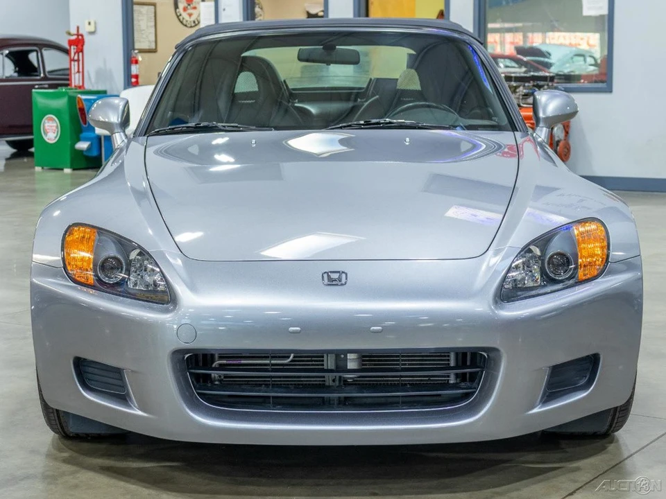 2001 Honda AP1 S2000 - Image 2 of 24