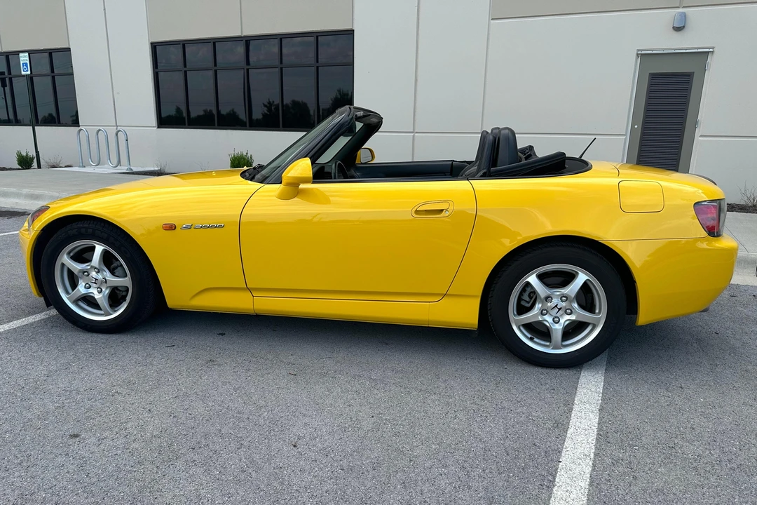 2001 Honda AP1 S2000 - Image 3 of 31