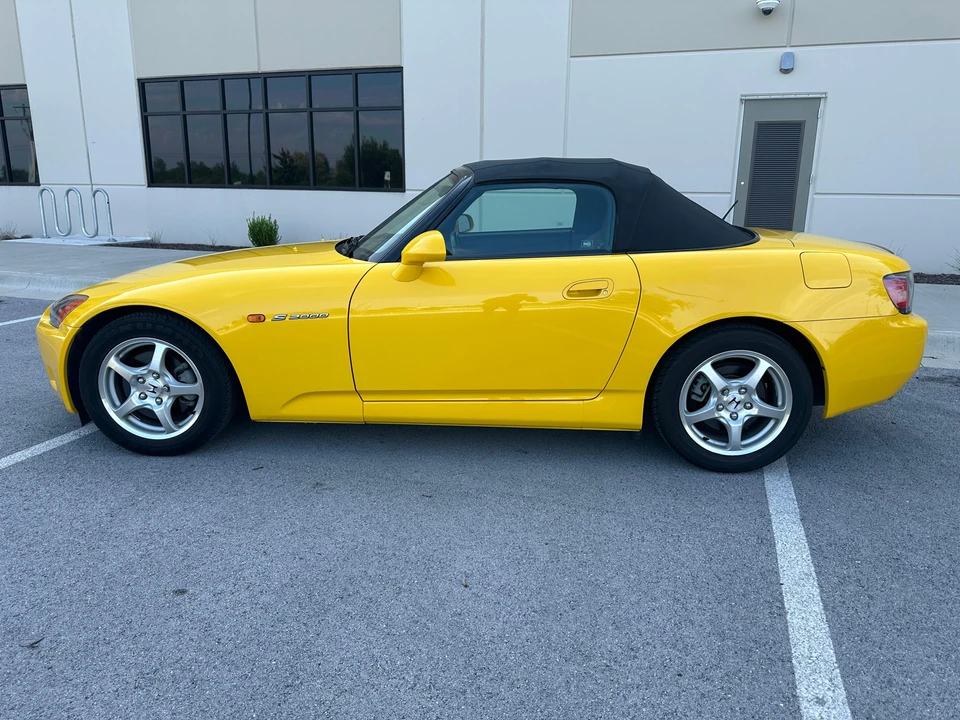 2001 Honda AP1 S2000 - Image 15 of 31