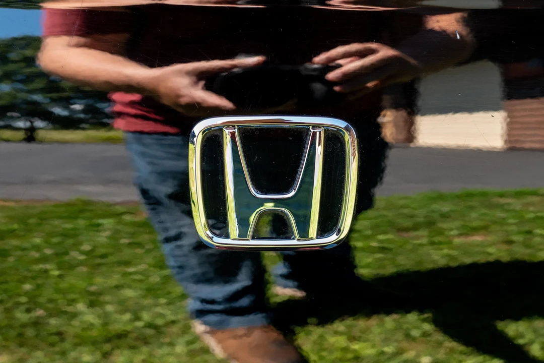 2001 Honda AP1 S2000 - Image 24 of 31