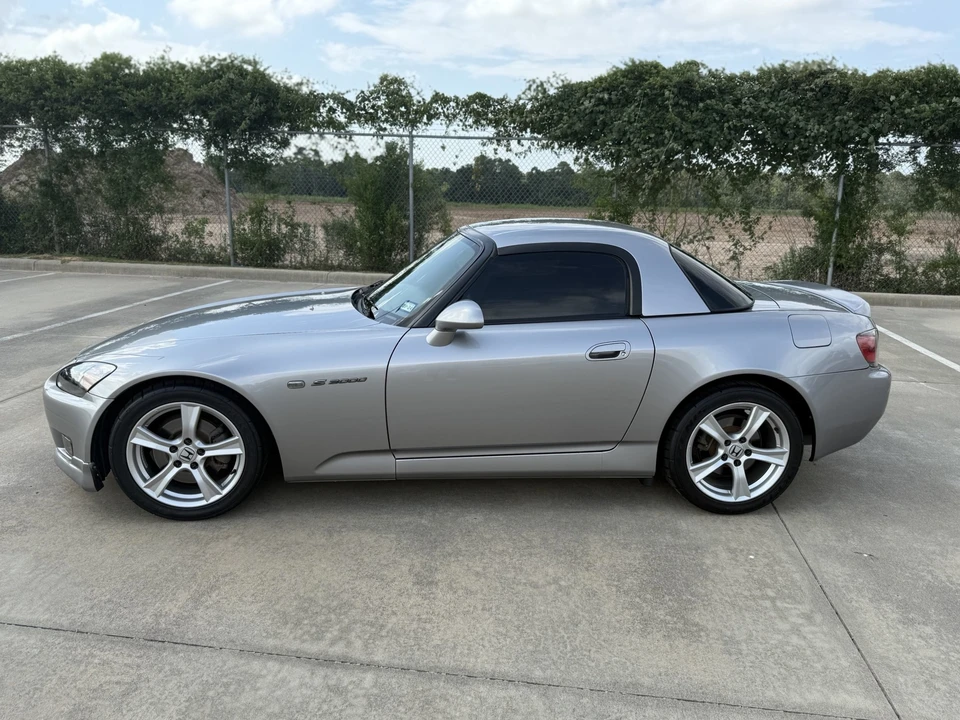 2001 Honda AP1 S2000 - Image 2 of 31