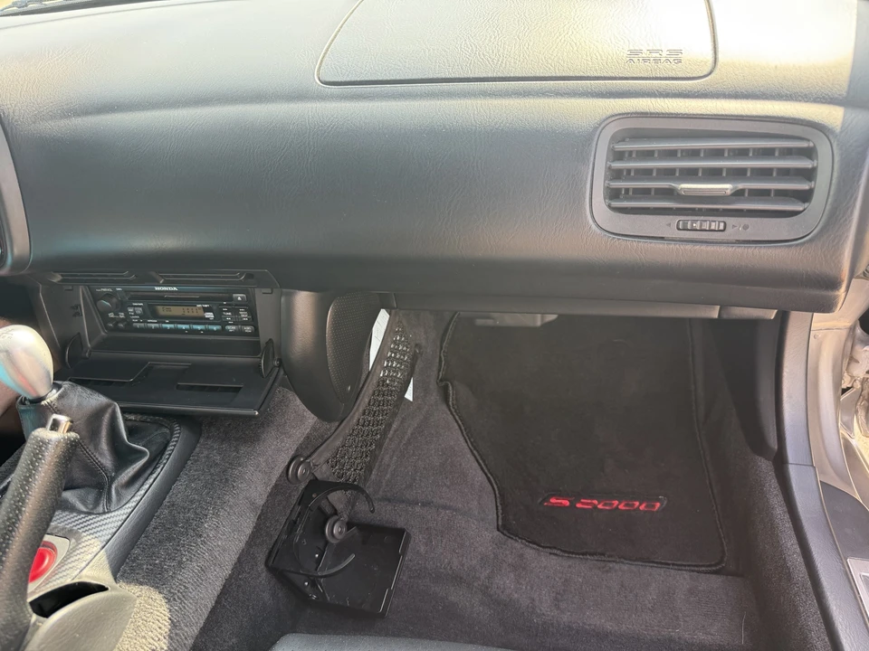 2001 Honda AP1 S2000 - Image 25 of 31
