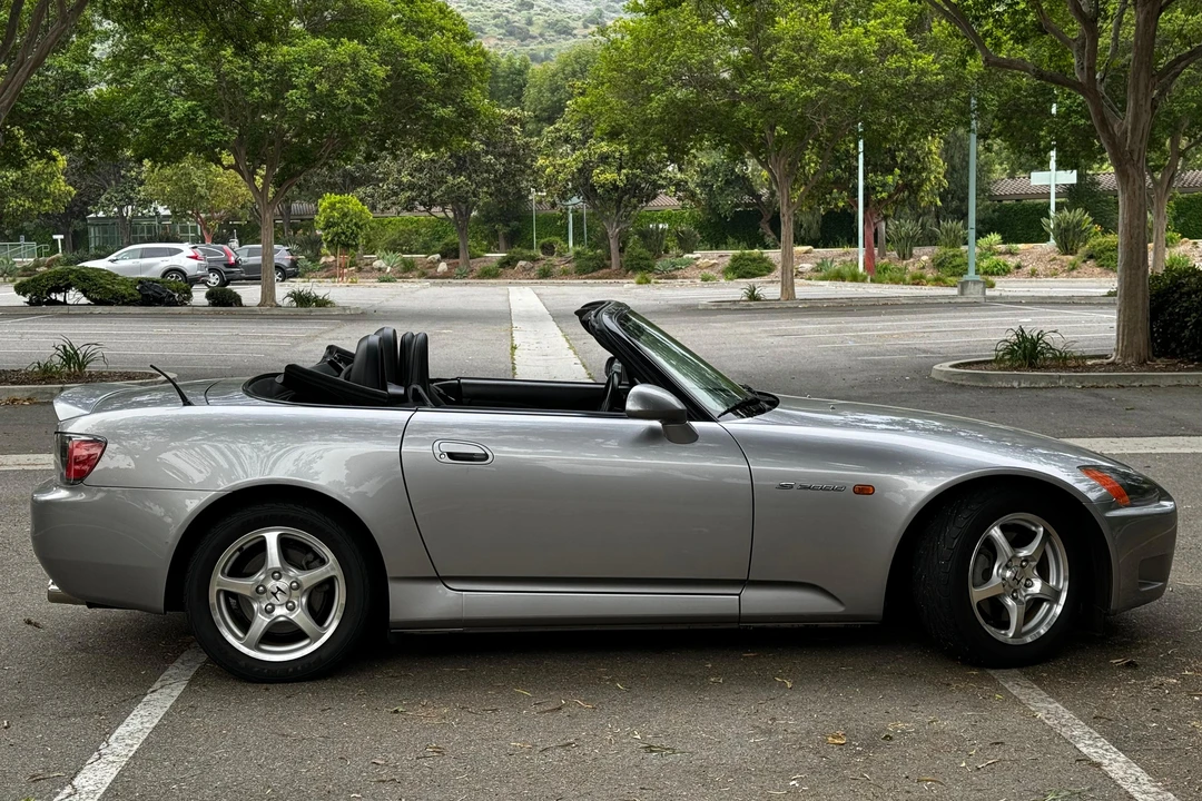 2001 Honda AP1 S2000 - Image 3 of 31