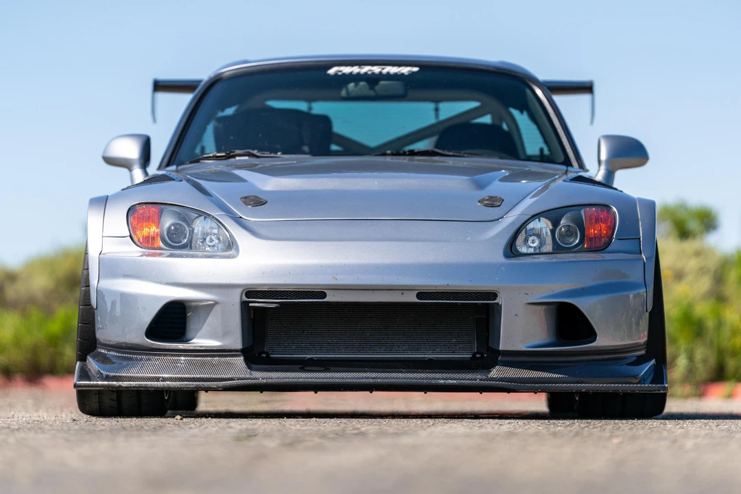 2001 Honda AP1 S2000 - Image 2 of 31