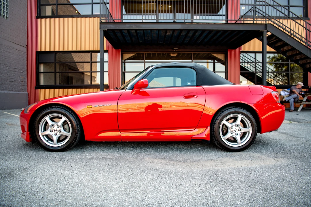 2001 Honda AP1 S2000 - Image 2 of 31