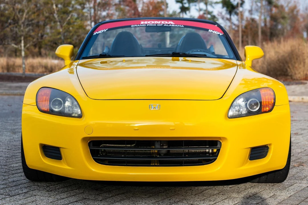 2001 Honda AP1 S2000 - Image 2 of 31