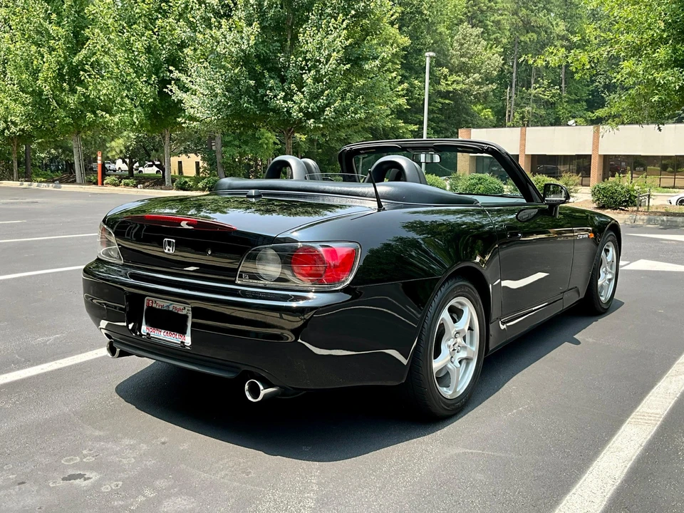 2001 Honda AP1 S2000 - Image 16 of 31