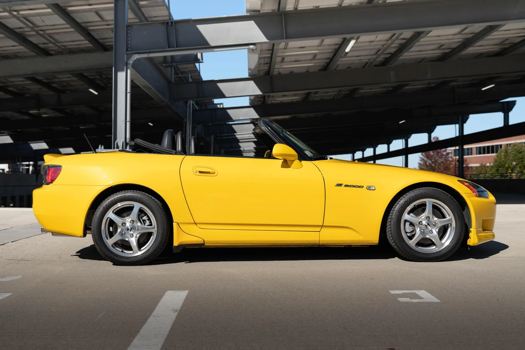 2001 Honda AP1 S2000 - Image 3 of 31