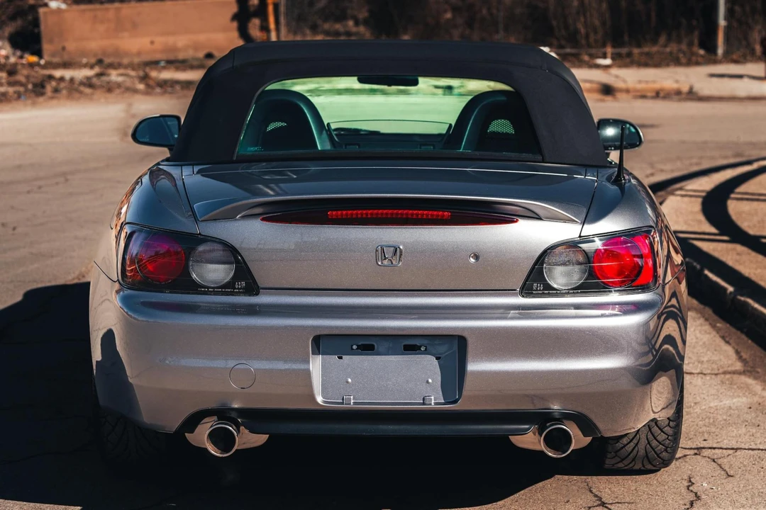 2001 Honda AP1 S2000 - Image 5 of 19
