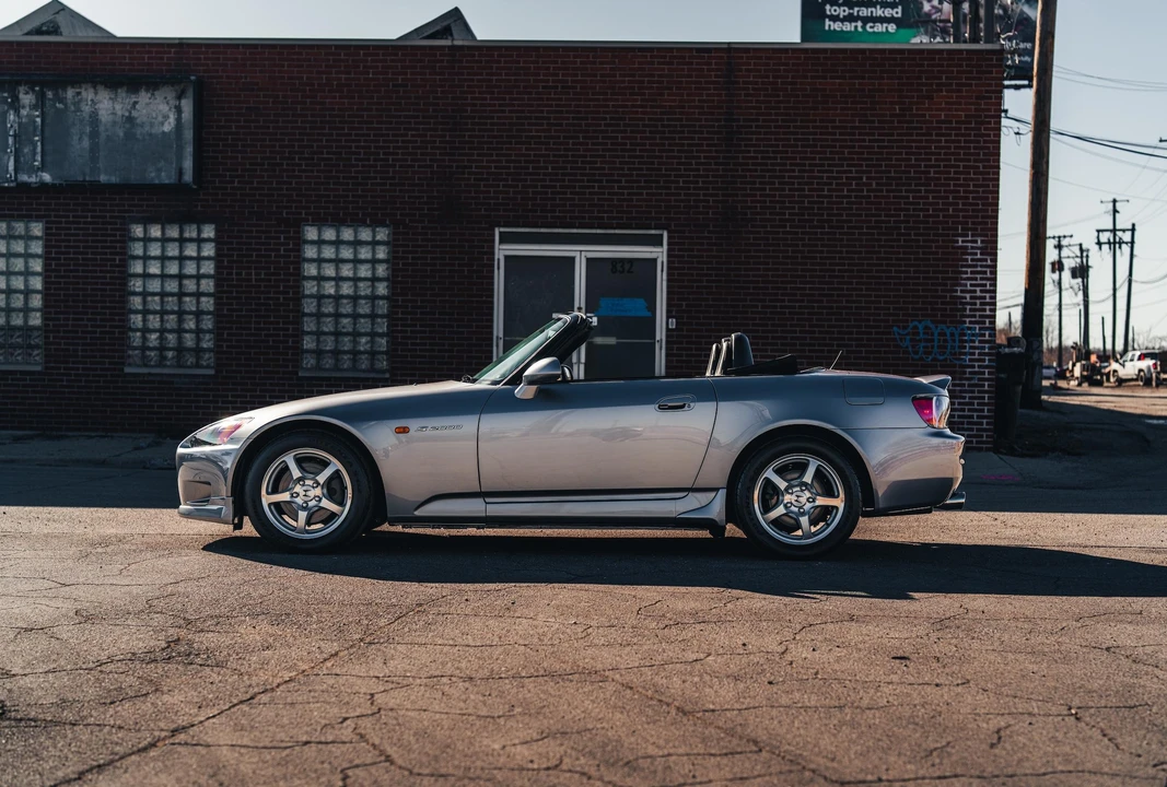 2001 Honda AP1 S2000 - Image 7 of 19