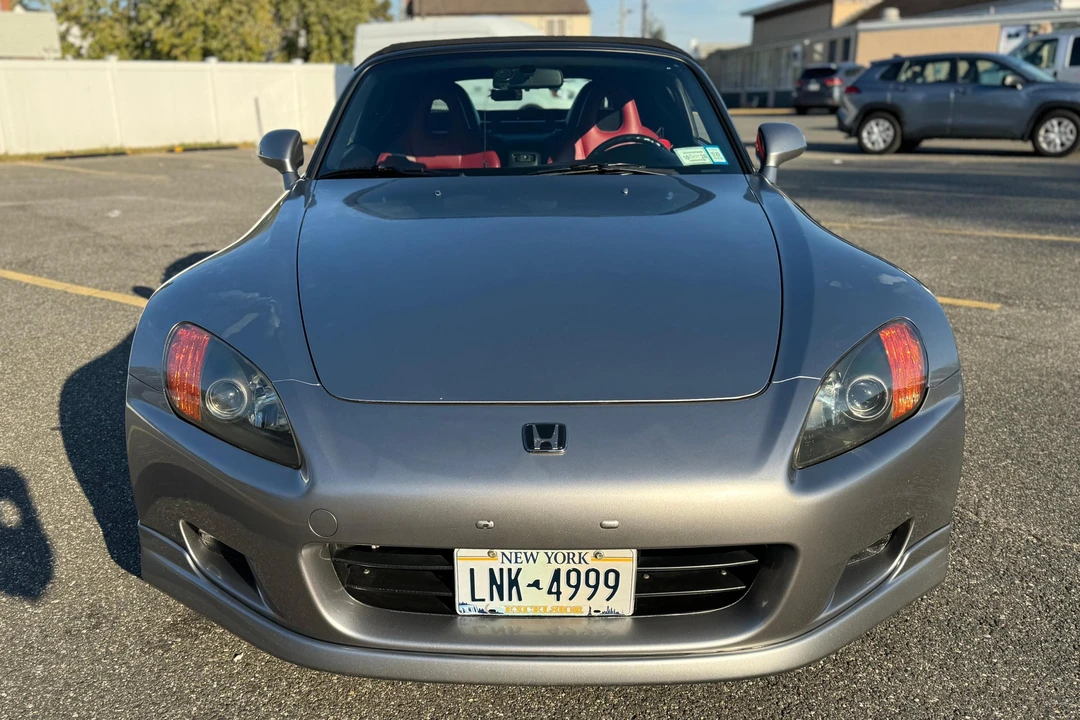 2001 Honda AP1 S2000 - Image 2 of 31