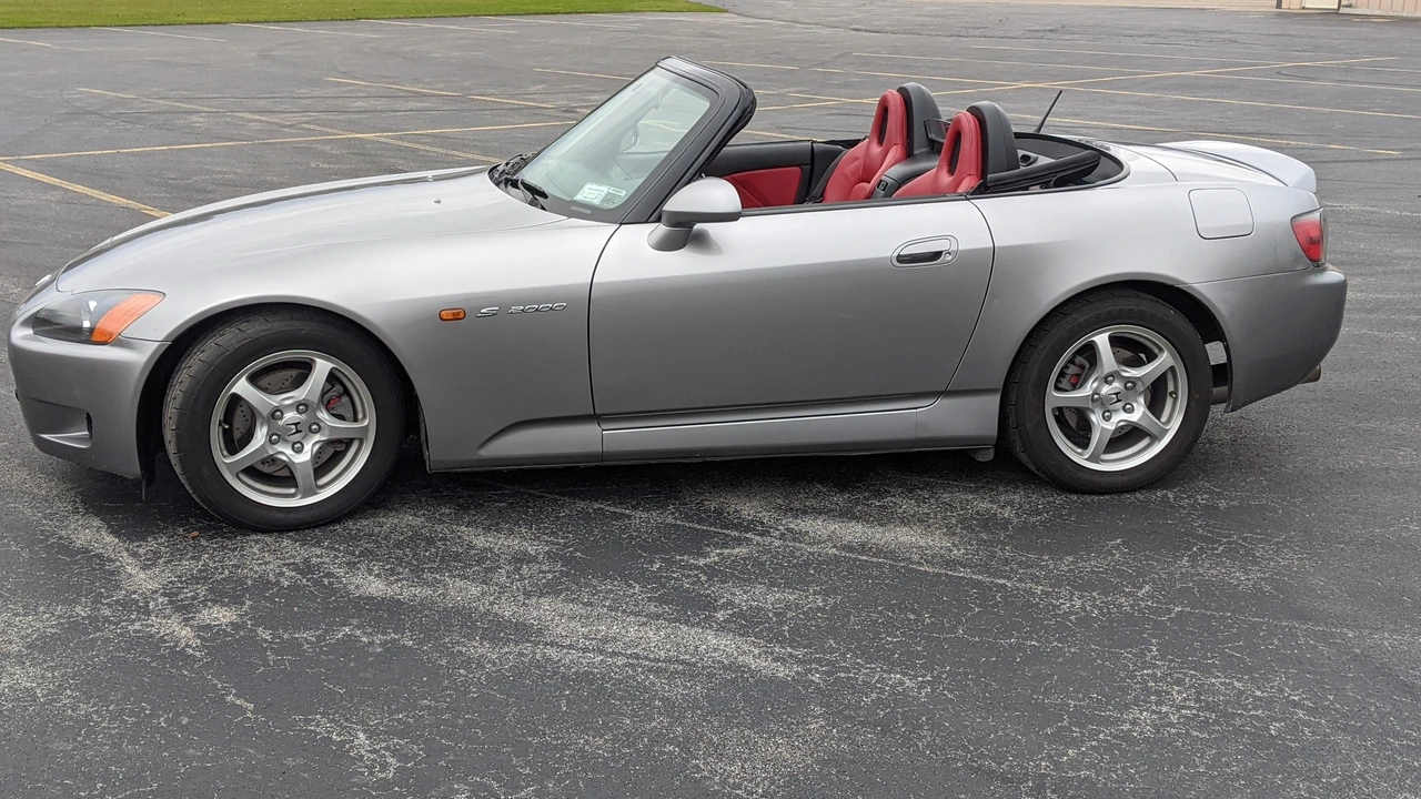 2001 Honda AP1 S2000 - Image 13 of 31