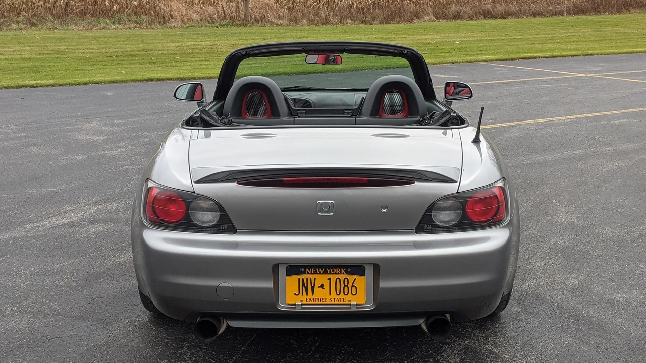 2001 Honda AP1 S2000 - Image 18 of 31