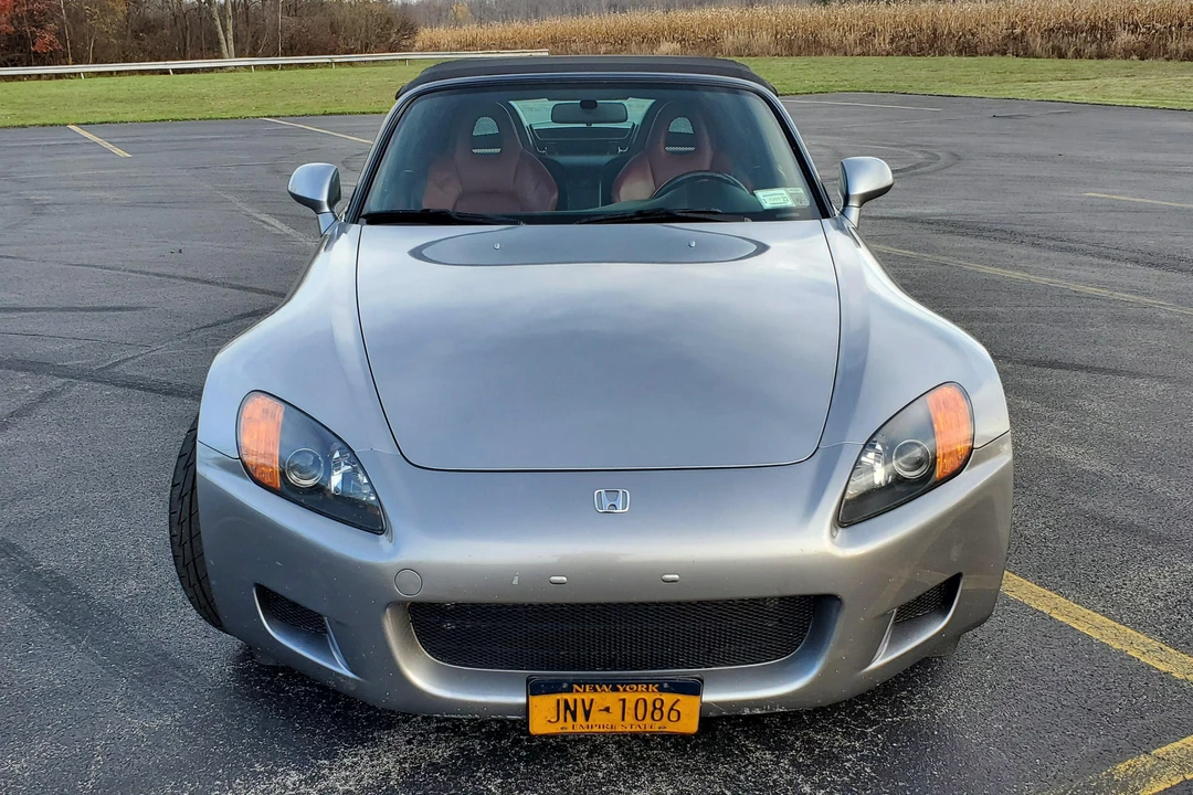 2001 Honda AP1 S2000 - Image 2 of 31