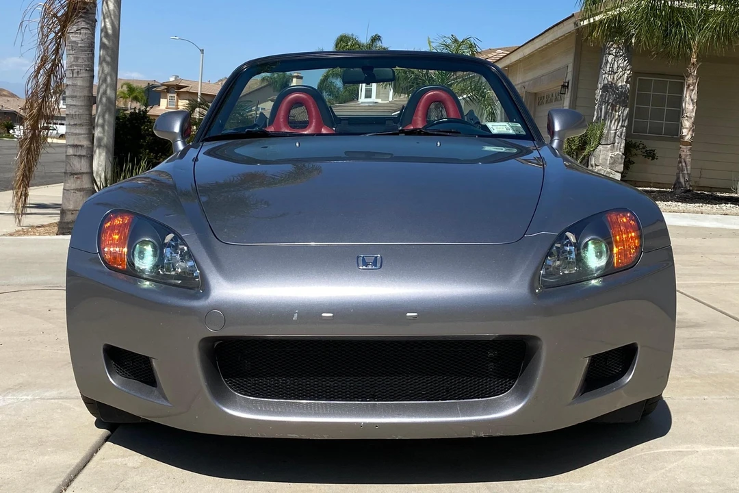 2001 Honda AP1 S2000 - Image 2 of 31