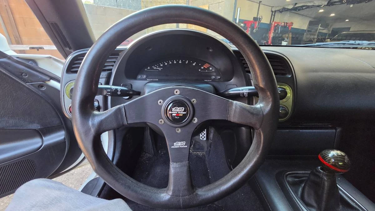 2001 Honda AP1 S2000 - Image 10 of 16