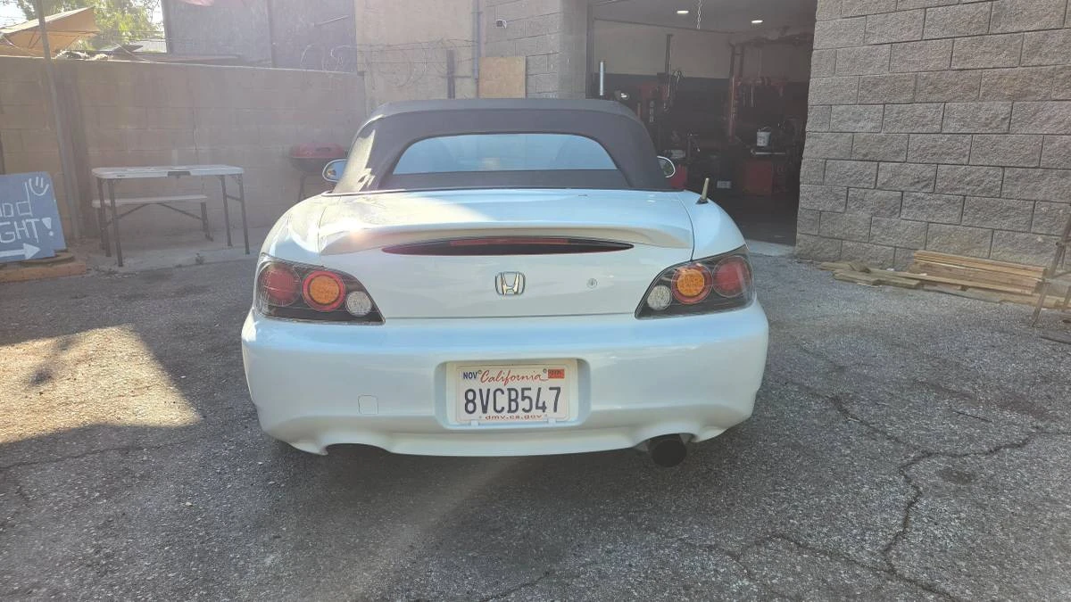 2001 Honda AP1 S2000 - Image 4 of 16