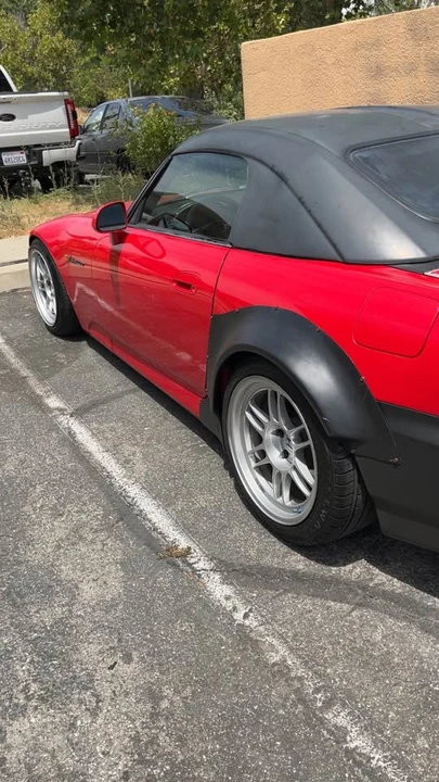 2001 Honda AP1 S2000 - Image 2 of 7