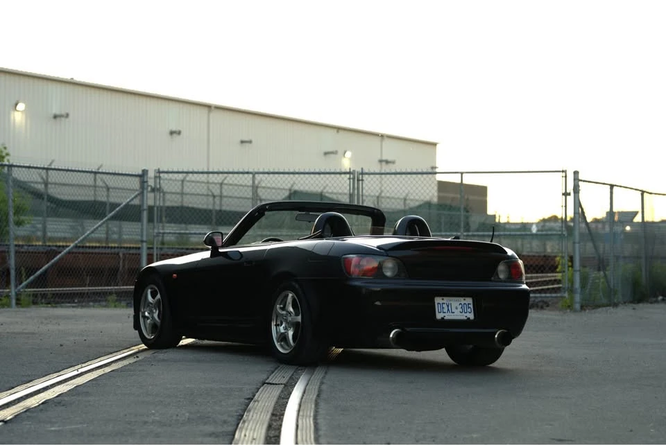 2001 Honda AP1 S2000 - Image 2 of 12