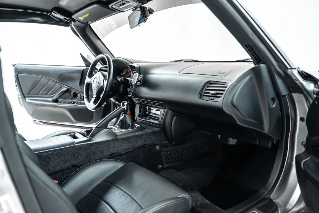 2001 Honda AP1 S2000 - Image 25 of 31