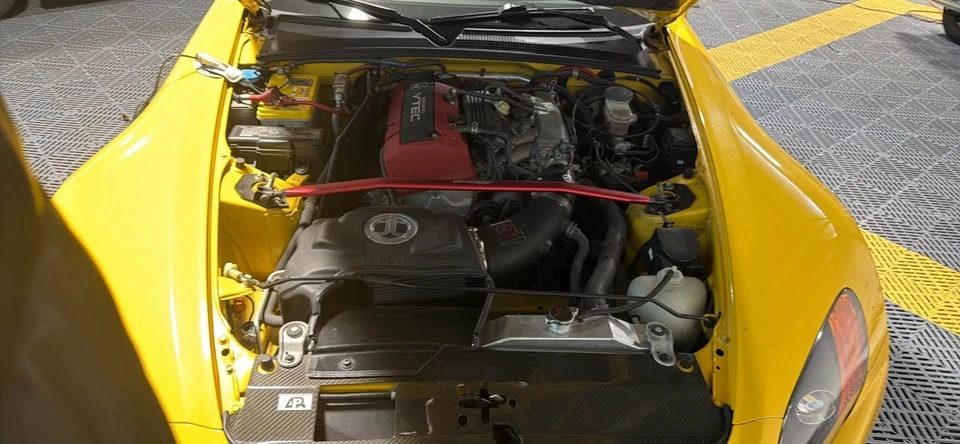 2001 Honda AP1 S2000 - Image 2 of 12