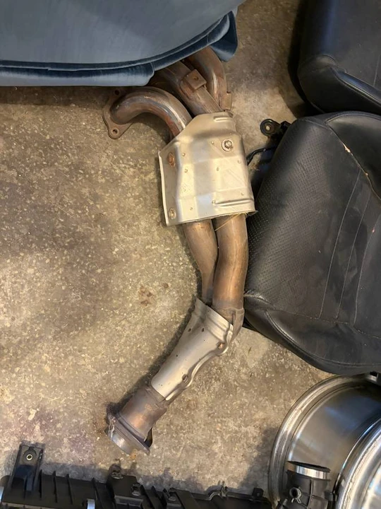 2001 Honda AP1 S2000 - Image 10 of 15