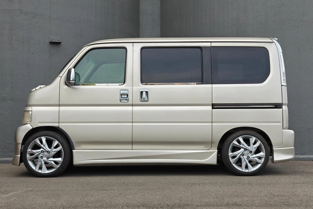 2001 Honda Vamos 2nd Gen - Image 3 of 31