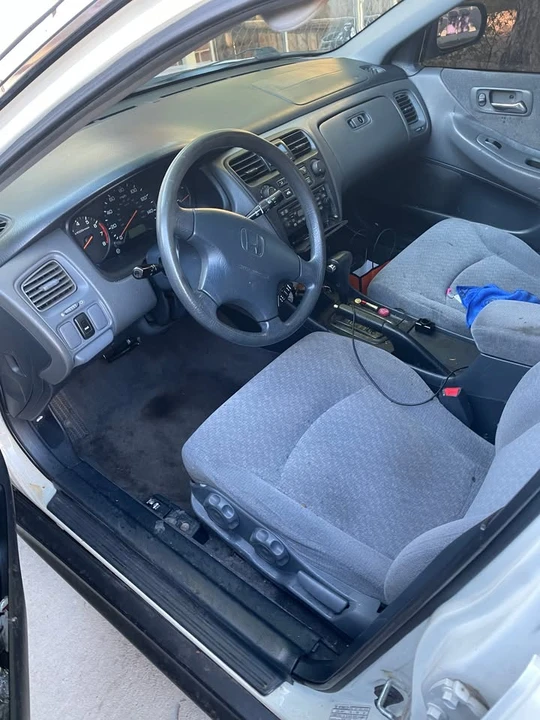 2001 Honda Accord 6th Gen - Image 5 of 5
