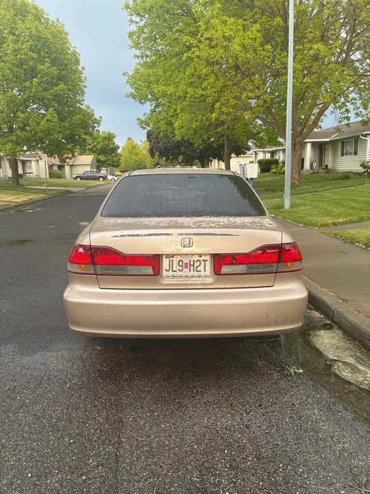 2001 Honda Accord 6th Gen - Image 3 of 10