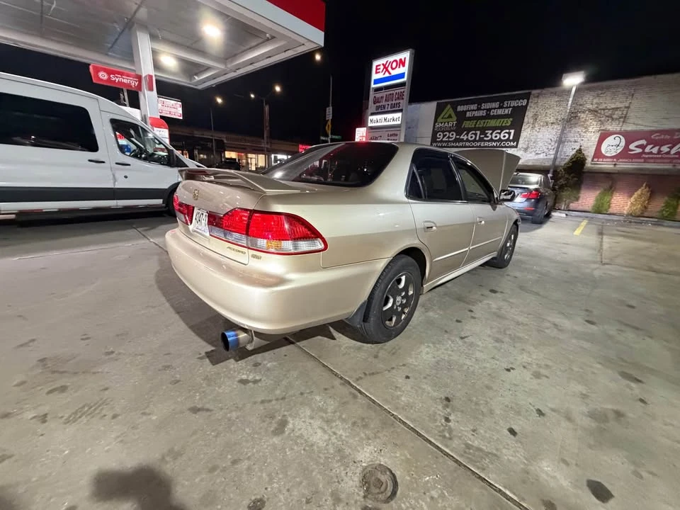 2001 Honda Accord 6th Gen - Image 3 of 12