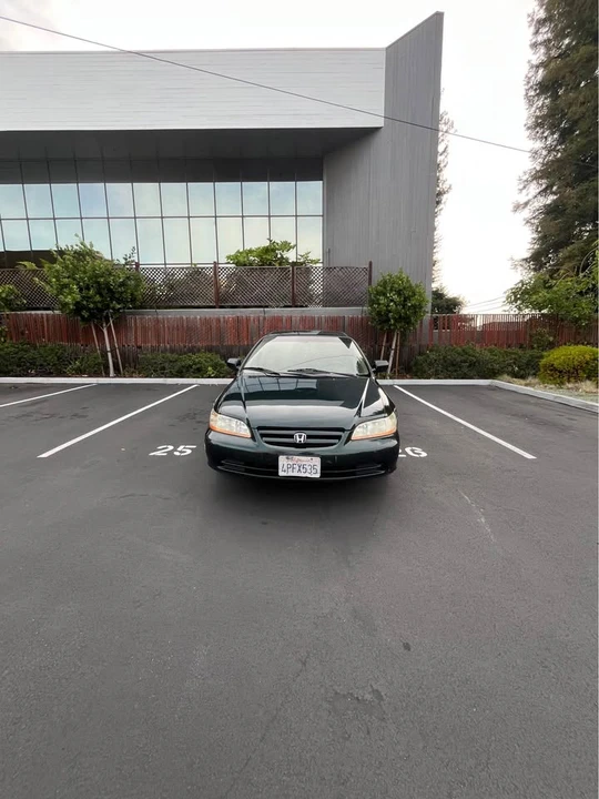 2001 Honda Accord 6th Gen - Image 2 of 13