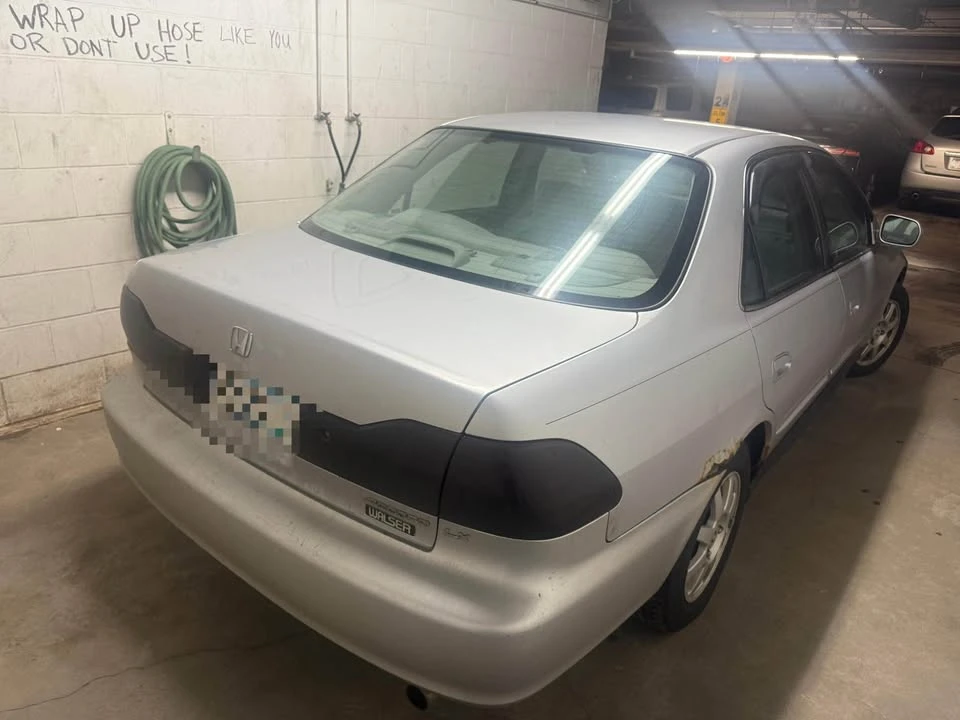 2001 Honda Accord 6th Gen - Image 2 of 2