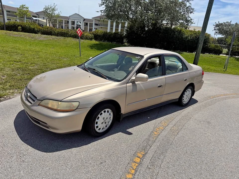 2001 Honda Accord 6th Gen - Image 1 of 7