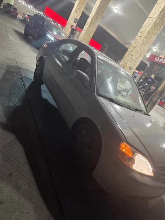 2001 Honda Civic 7th Gen - Image 3 of 4